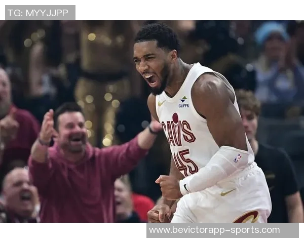 米切尔状态低迷半场仅得5分球队陷入困境需寻求突破