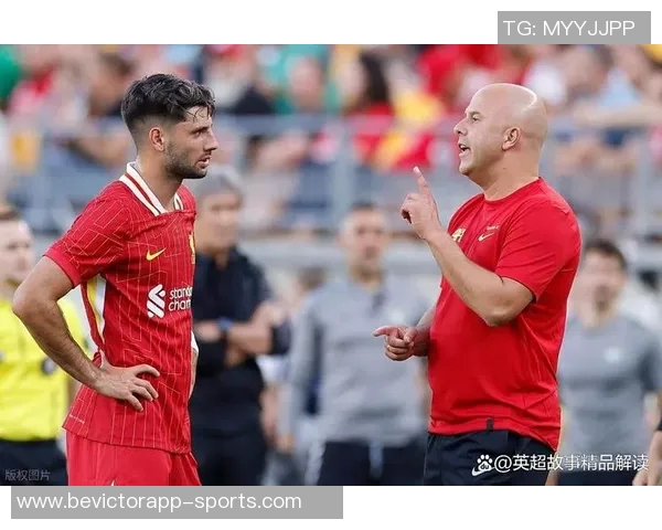 鲁尼期待阿隆索接手利物浦帅位并希望曼联能引进图赫尔执教